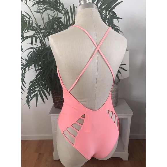 One Piece - Picture 4 of 5